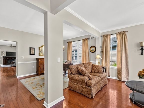 5th image of 23 Constitution Way