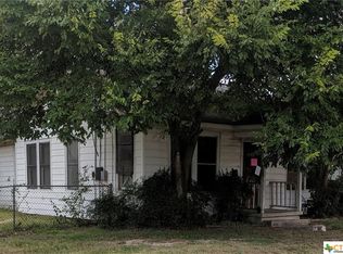 1804 Goldman St, Victoria, TX 77901