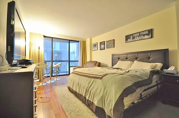 Rented by Keller Williams NYC | media 8