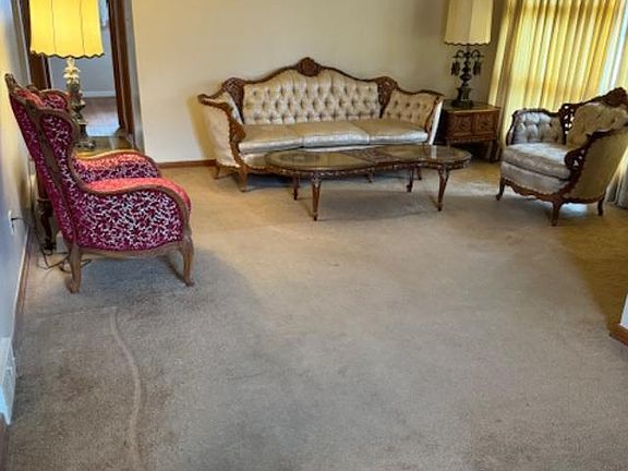 3rd image of 8443 Winston Ln