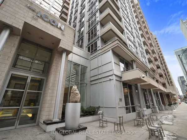 250 Wellington St W #1133, Toronto, ON M5V 3P6