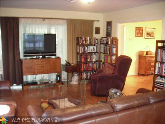 3rd image of 248 Allenwood Dr