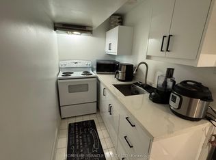 53 Parkside Dr, Brampton, ON L6Y 3A1