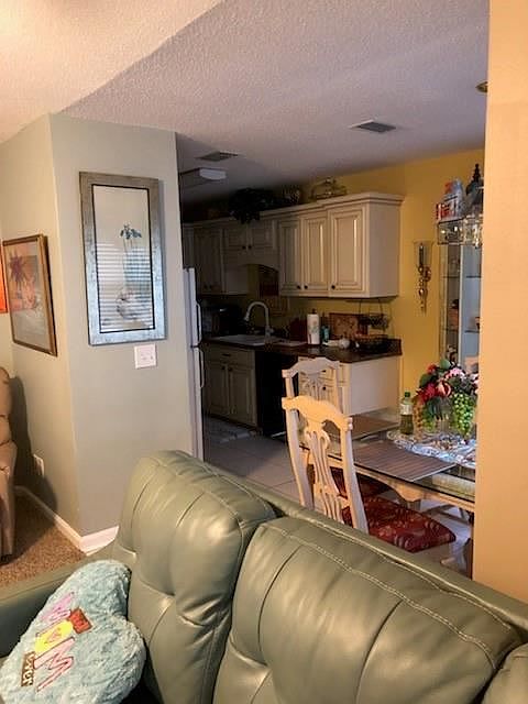 2nd image of 212 Nell Leone Dr