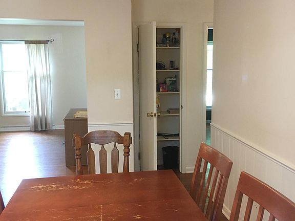 4th image of 1694 Radcliff Ave SE