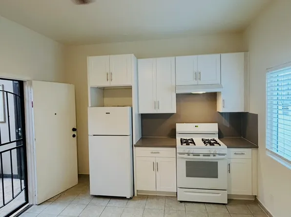 5600 S Broadway APT 4, Los Angeles, CA 90037