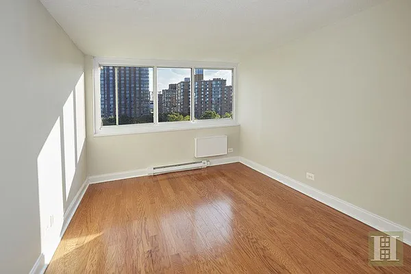 Rented by Halstead Real Estate | media 7