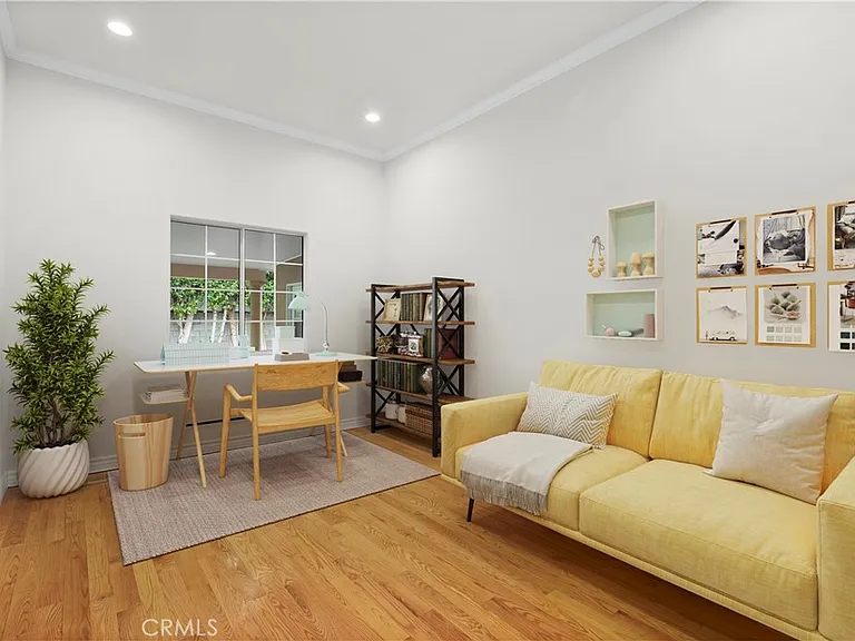 6508 Mammoth Ave — Photo 11