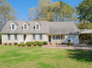 115 Country Club Dr, Edenton, NC 27932