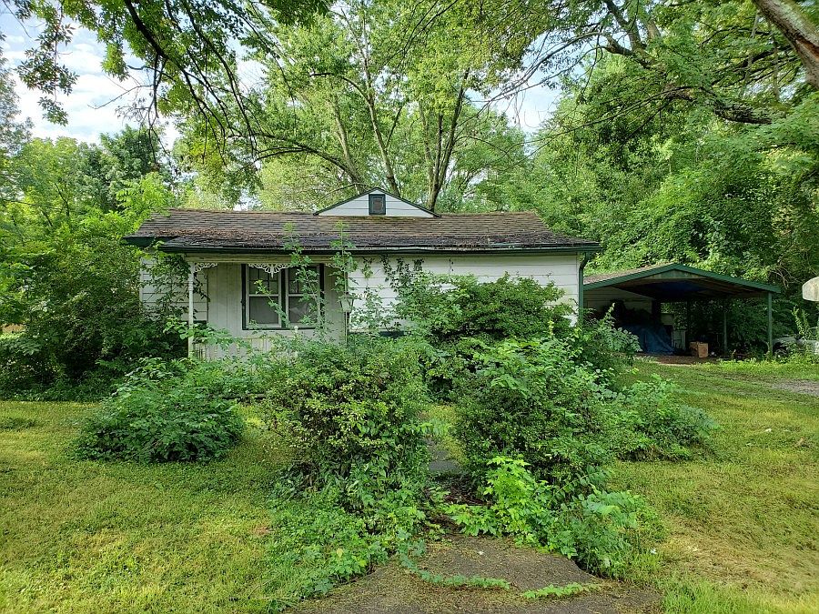 1st image of 1017 Plum St