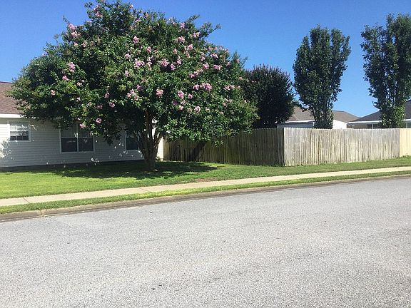 4th image of 5571 Huntleigh Pl