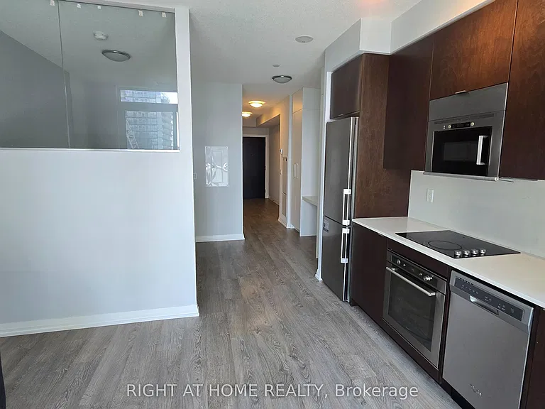 101 Erskine Ave #1506 — Photo 30
