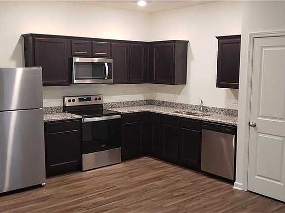 4th image of 3063 Tarian Way