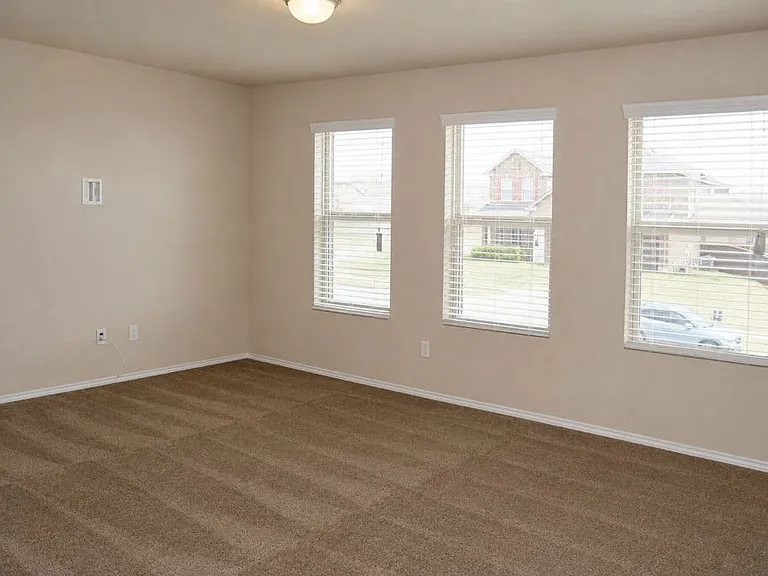 3610 Loma Gaile Ln — Photo 17