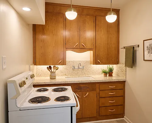 Preston Apartments Photo 1