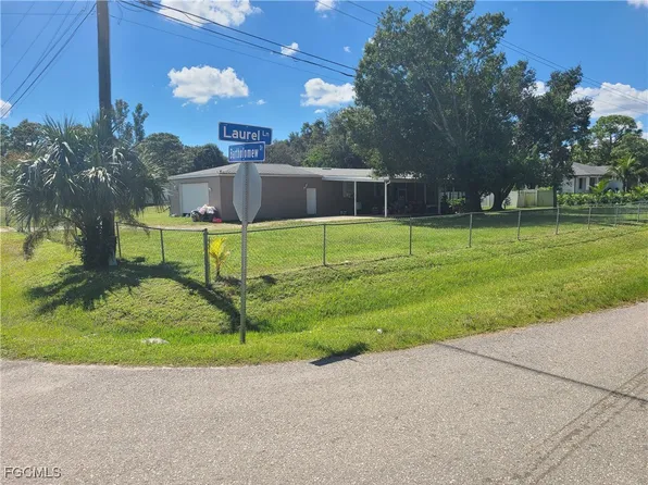 2463 Laurel Ln, North Fort Myers, FL 33917