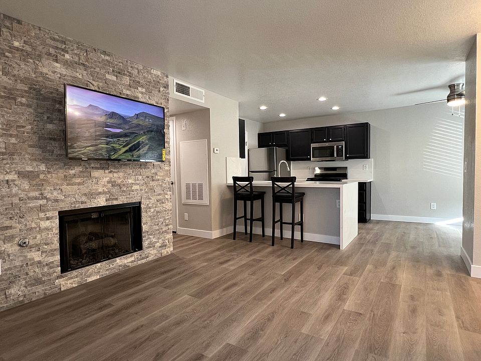 1st image of 7570 Flamingo Rd #255