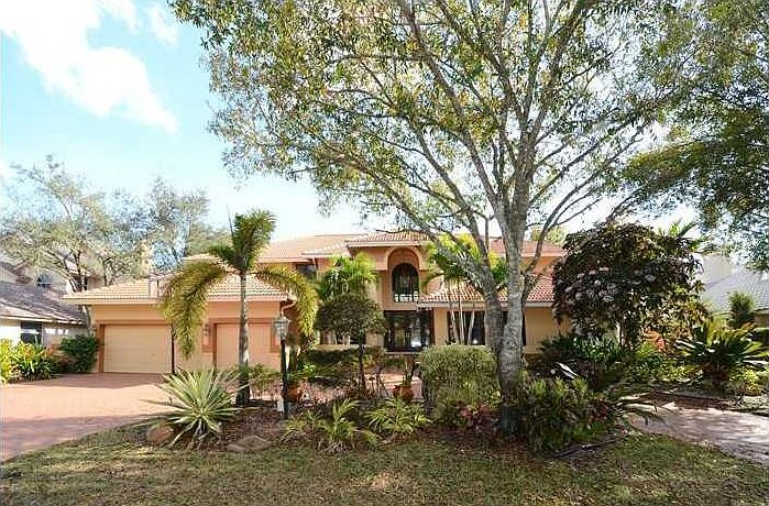 1st image of 12040 Eagle Trace Blvd N