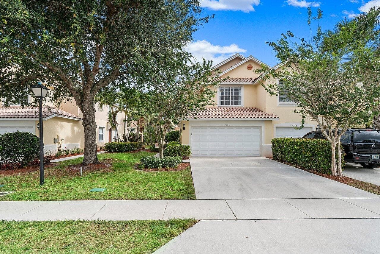 1031 Pinewood Lake Ct, Greenacres, FL 33415 Zillow