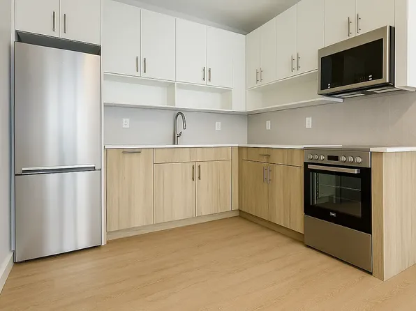 333 Linden Boulevard image 3 of 11