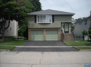 121 5th St, Wood Ridge, NJ 07075