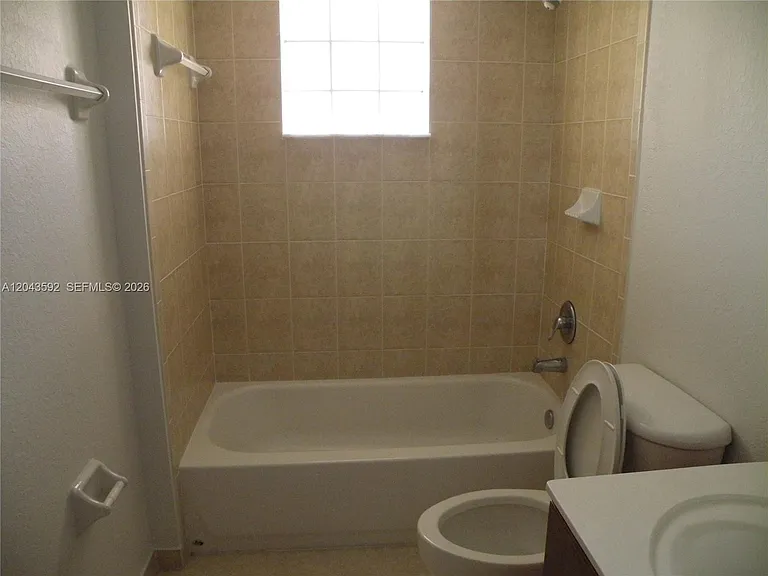 10981 NW 88th Ter #801 — Photo 6