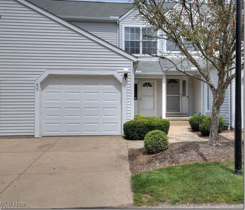 81 Canter Ln APT C, Northfield, OH, 44067