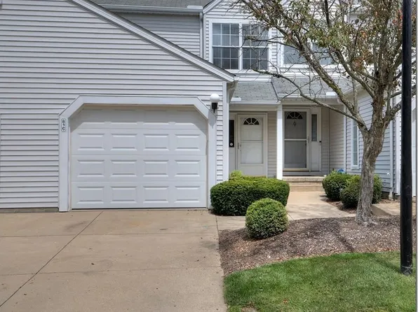 81 Canter Ln APT C, Northfield, OH 44067
