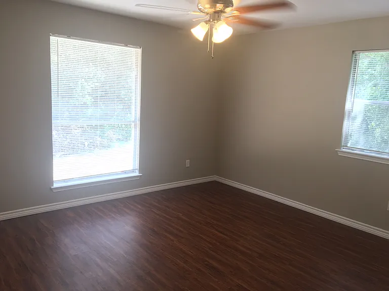 11806 Cedar Valley Cv #B — Photo 6