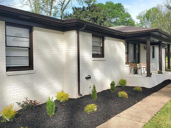 5th image of 2225 Norris Rd NW