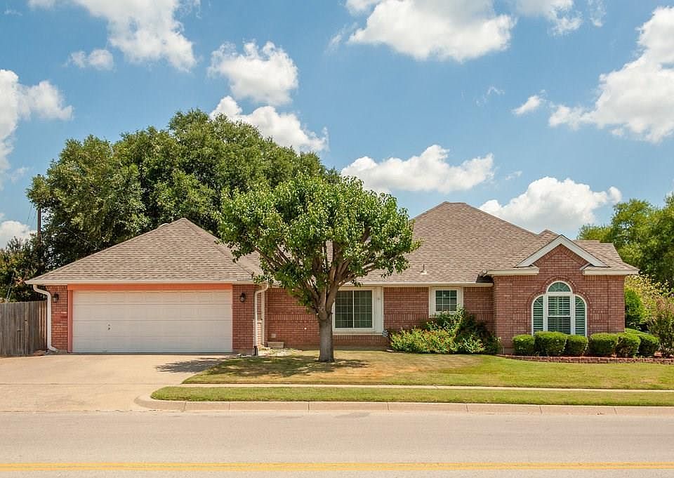 6318 Brookstone Dr Arlington TX 76001 Zillow