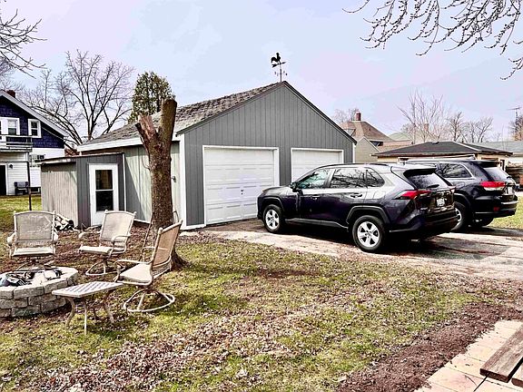 2 Car Garage