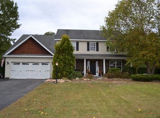 25 Apple Tree Ln, Gansevoort, NY 12831