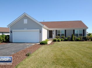 3180 Manchester Dr, Montgomery, IL
