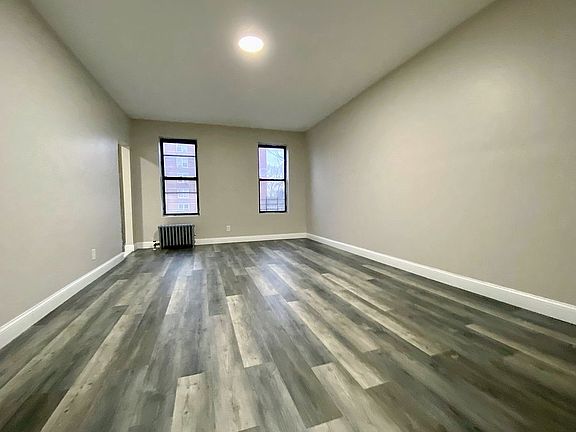 5th image of 2020 E 41st St APT 2E