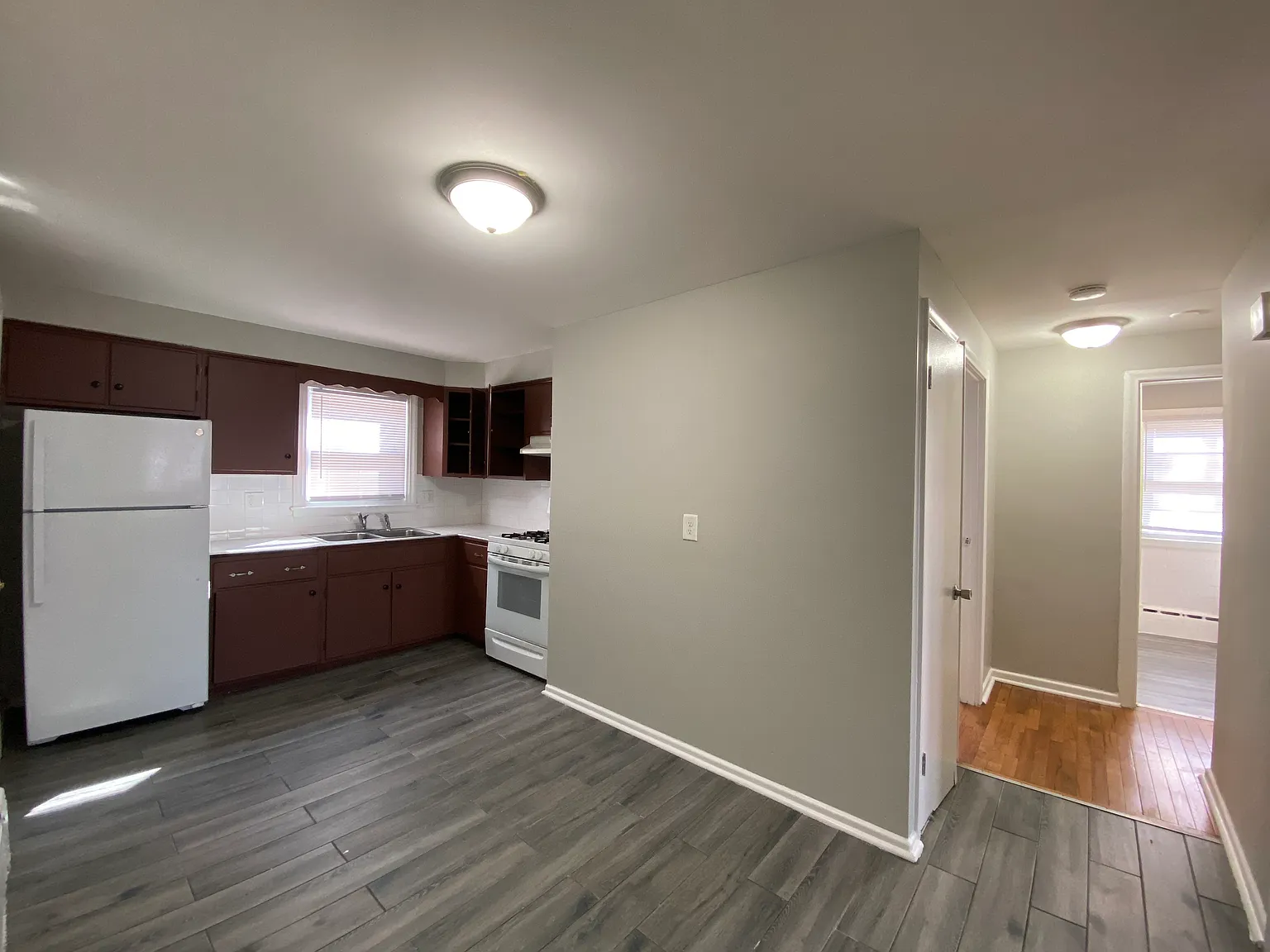 2 bed, $1,650 — Photo 2