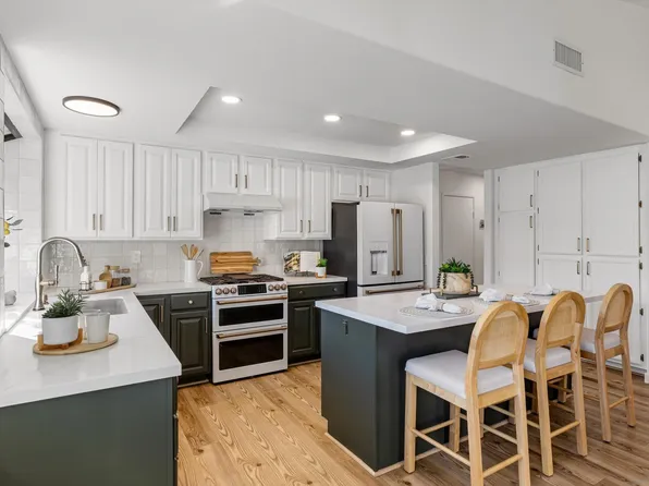 4640 Waverly Rd, Oceanside, CA 92056