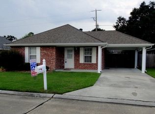 359 Garden View Dr, Houma, LA 70364