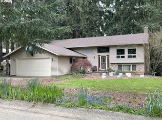 22285 SE Ridgeview Dr, Damascus, OR 97089