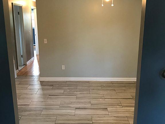 Dining room new tile