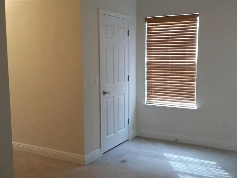 2602 SW 87th Dr #201 — Photo 16