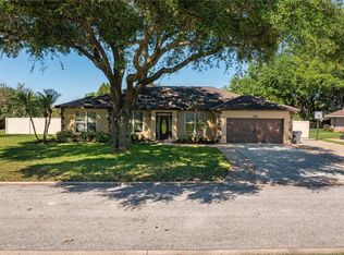 722 Lake Eloise Pl, Winter Haven, FL 33884