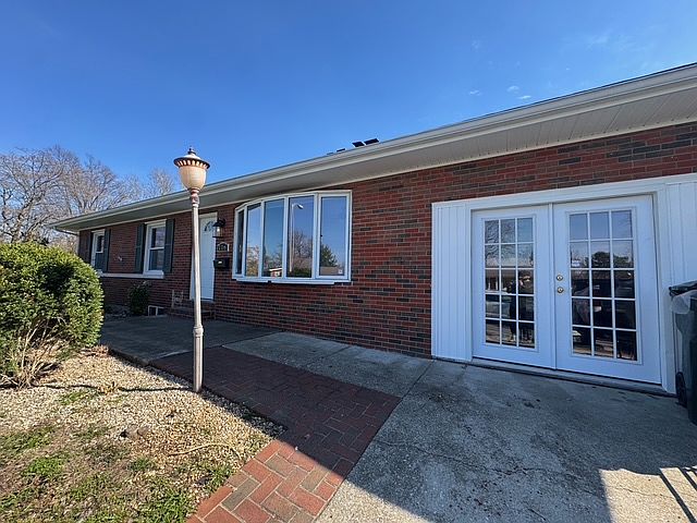 1st image of 116 Sutton Pl
