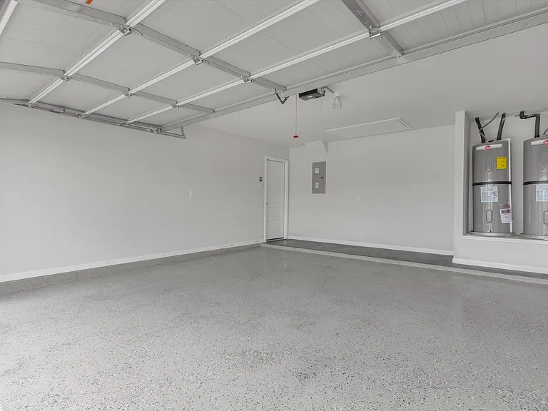920 James Parker Cir — Photo 29
