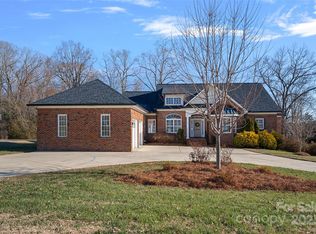 2635 Queens Dr, Lincolnton, NC 28092