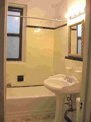 Rented by Luxor Homes & Investment Realty | media 22