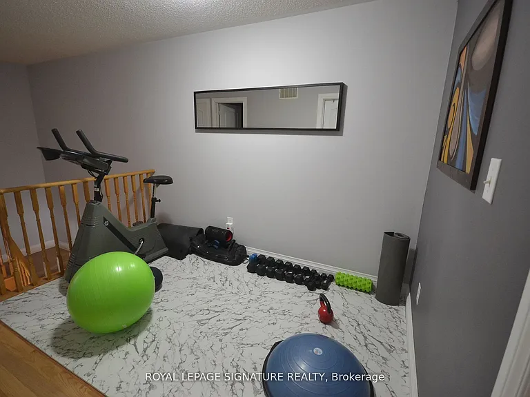 3967 Stardust Dr — Photo 20