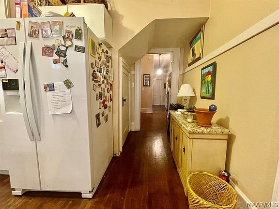 5th image of 433 Thorn Pl #A