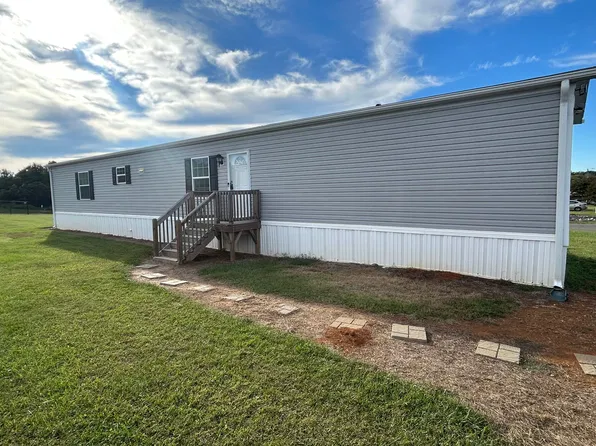 2000 Paisley Dr Lot 61, Haw River, NC 27258