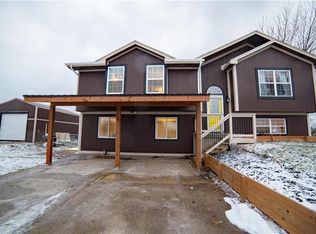 6062 SE Oak Ridge Ln, Holt, MO 64048